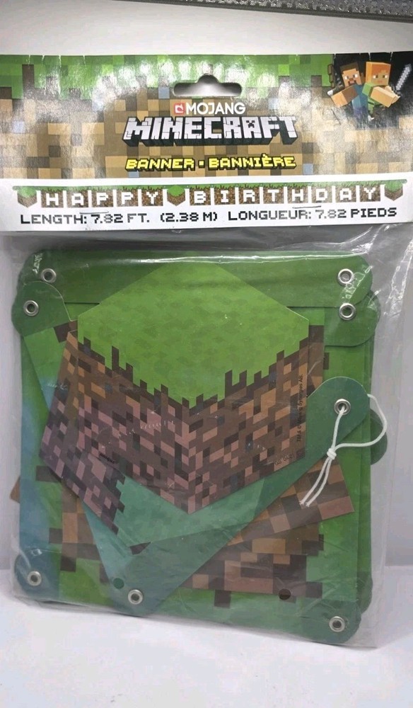 New In Package MINECRAFT «HAPPY BIRTHDAY» Banner 7.82 FT. Mojang «2018»