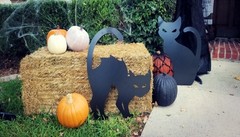 Artificial Life-Sized 3D Hay Bale Realistic Fall Decor Collapsible Prop 22″x38″