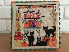 Halloween/Autumn flatfold table decor