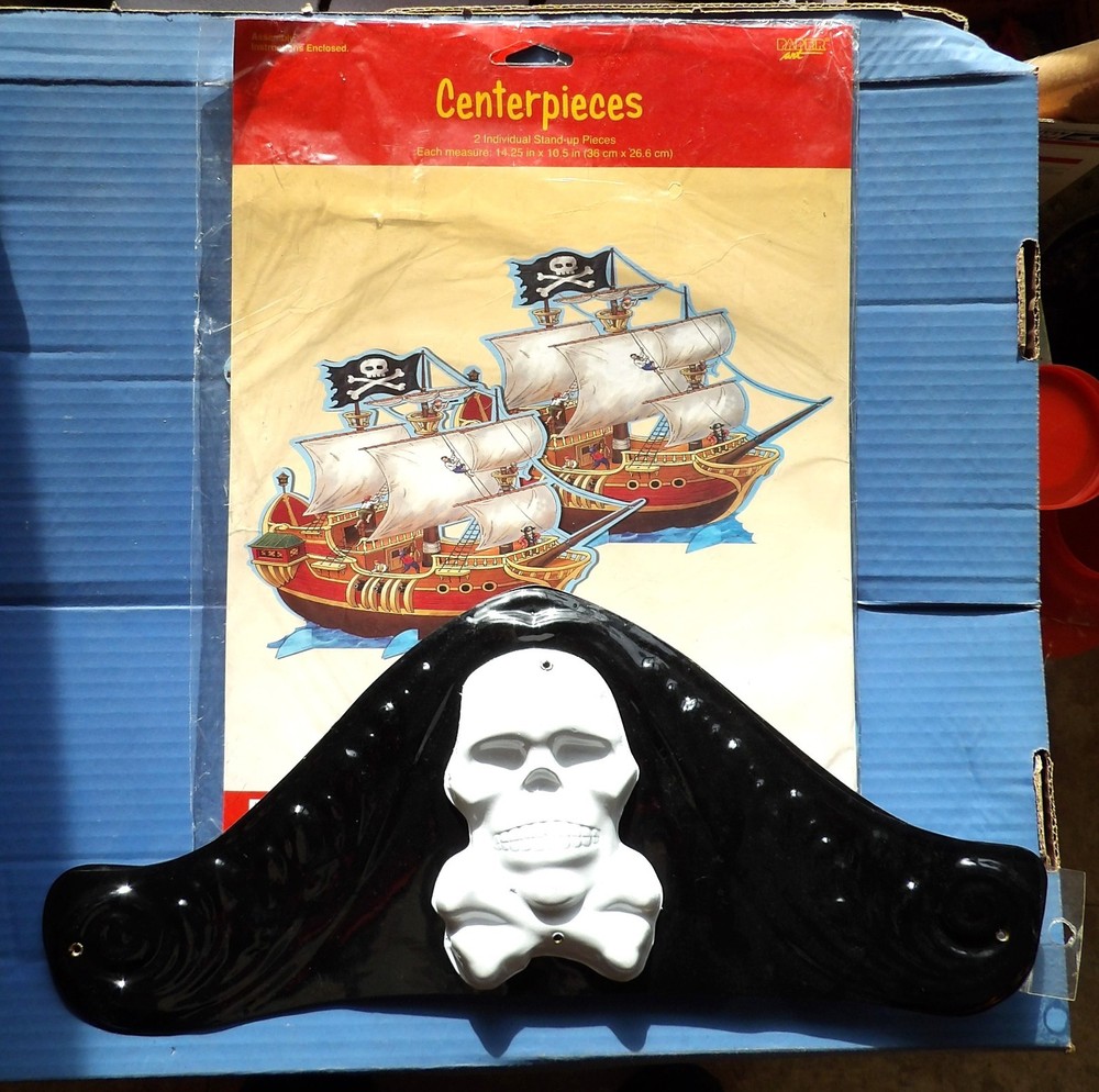 2 Pirate Ships Centerpieces Vtg Stand-Up NIP Cardboard Paper Art & Plastic Hat