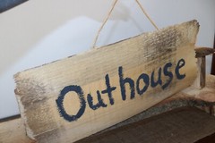 Live Edge Wooden Sign – Pine Lumberjack Party Decorations